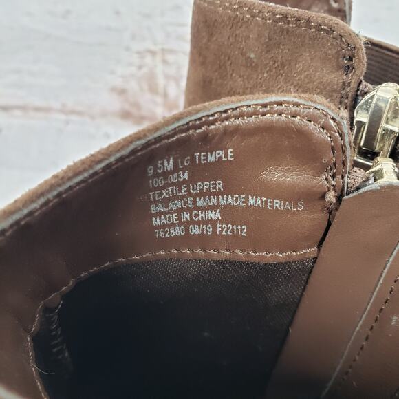 Liz Claiborne Temple Women's Brown Comfort Ankle Heeled Booties Size 9.5M - Picture 6 of 12